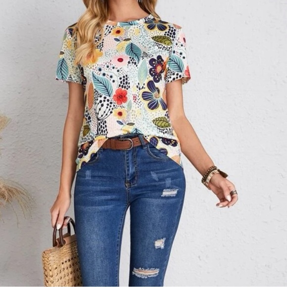 New floral print short sleeve top - Picture 3 of 5
